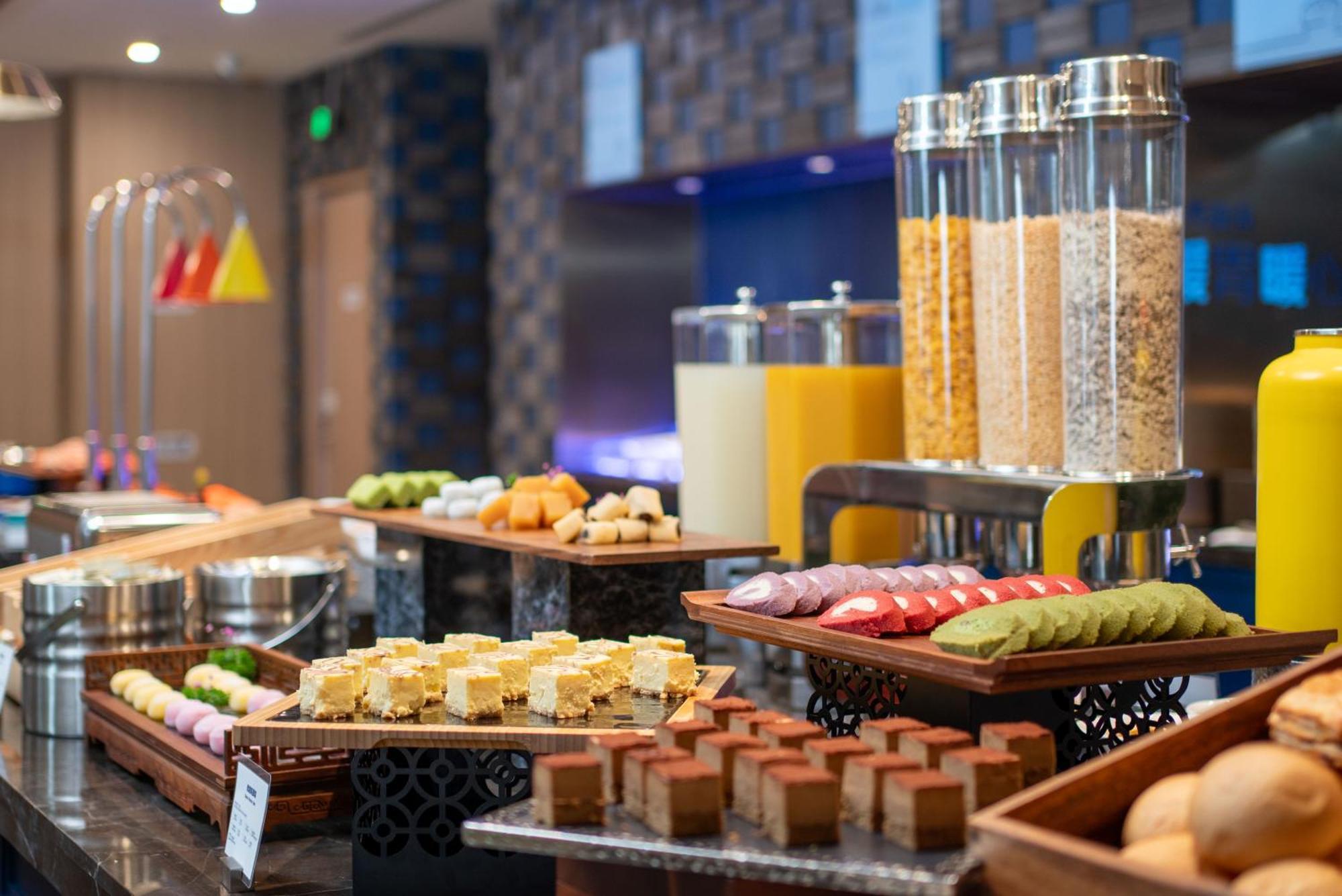 Holiday Inn Express Beijing Downtown By Ihg Exterior photo